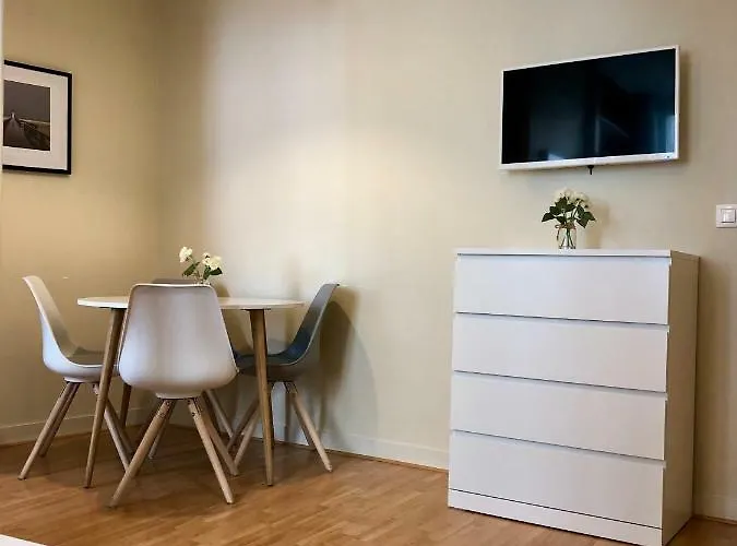 Valentine * טרוביל-סור-מאר